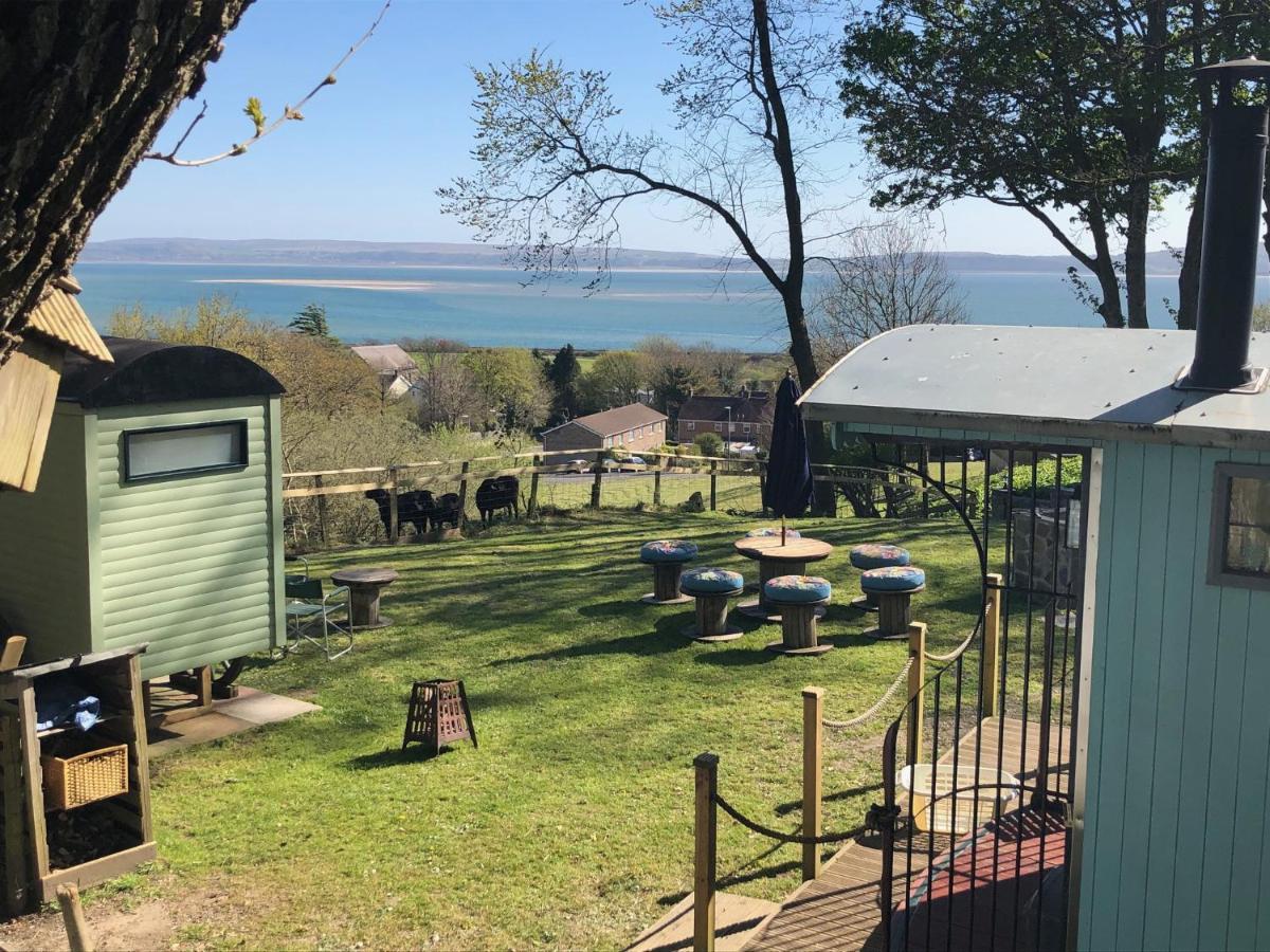 ラネリーBronllys Farm Coastal Self-Cateringアパートメント エクステリア 写真
