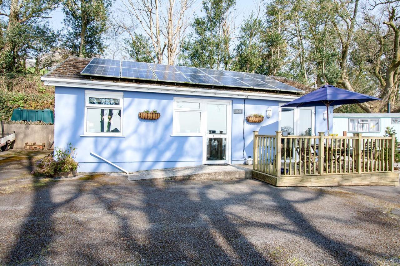 ラネリーBronllys Farm Coastal Self-Cateringアパートメント エクステリア 写真