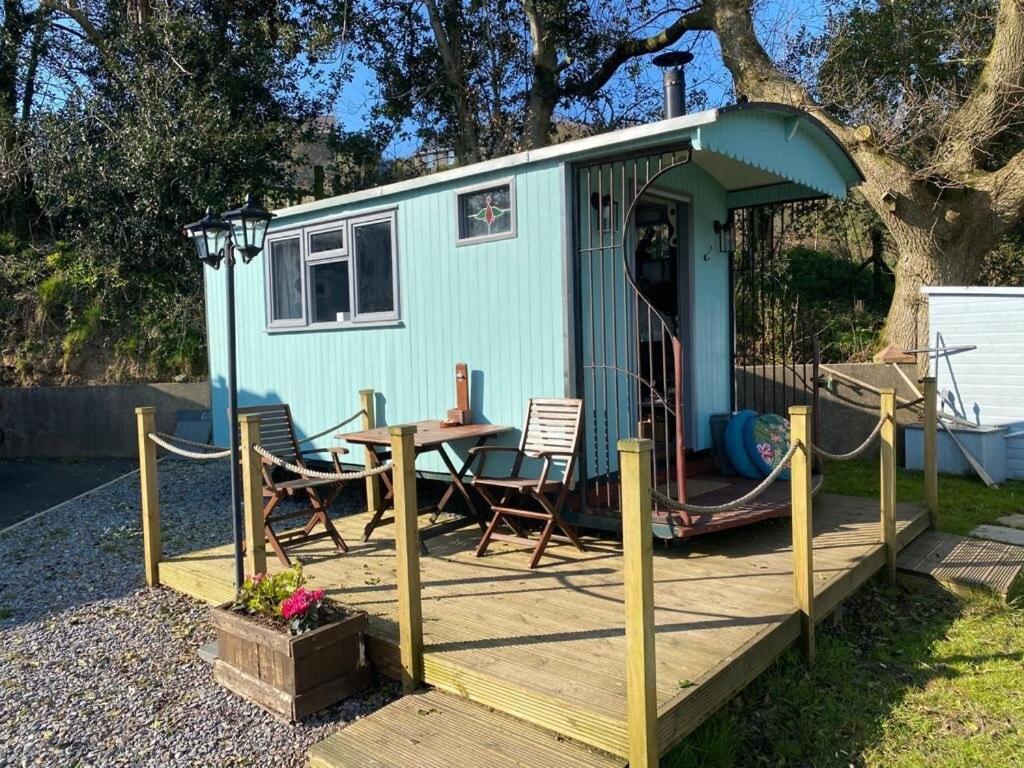 ラネリーBronllys Farm Coastal Self-Cateringアパートメント エクステリア 写真